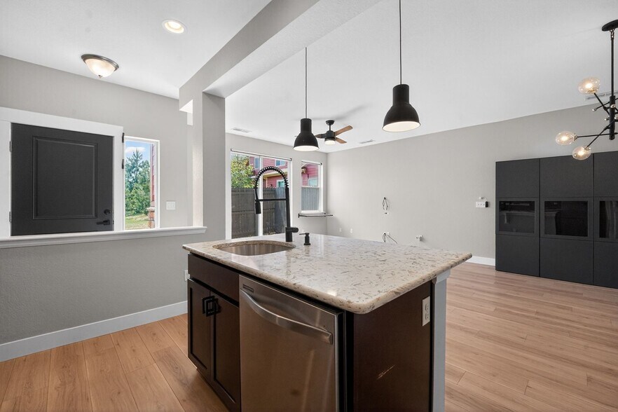 Building Photo - 1654 Aspen Meadows Cir