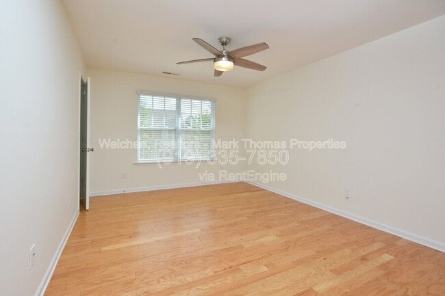 Building Photo - 3 Moonbeam Ct