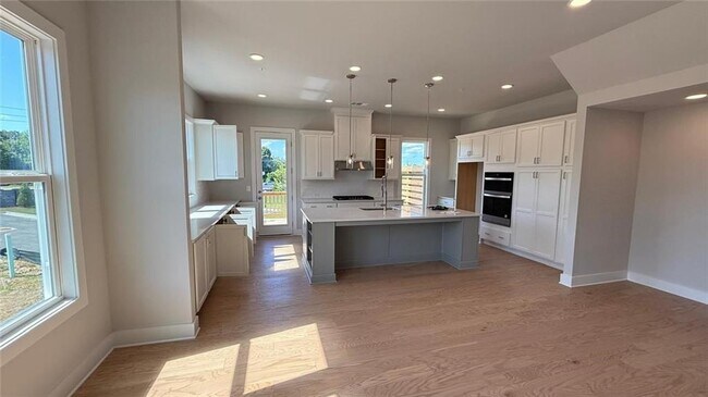Building Photo - 2421 Red Maple Xing