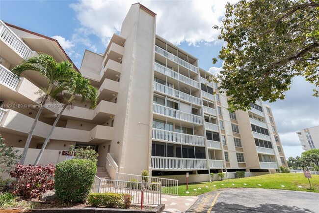 Building Photo - 7051 Environ Blvd