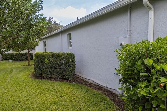 Building Photo - 2589 Bella Vista Cir