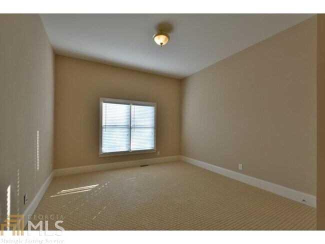 Building Photo - 3474 Hidden Shoals Rd NE