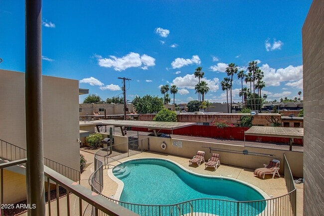Building Photo - 7319 E Northland Dr