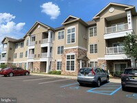 Building Photo - 417 Highland Ests