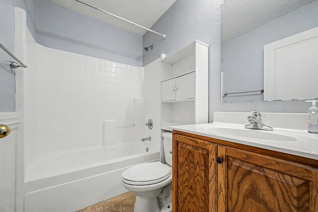 Building Photo - 4161 S Luiseno Blvd