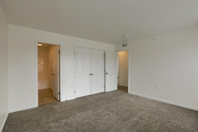 Building Photo - 3030 Meridian Cmns