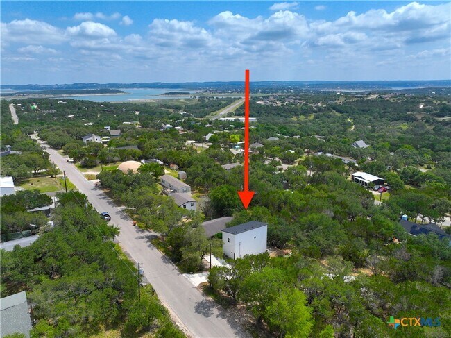 Building Photo - 1200 Willow Dr