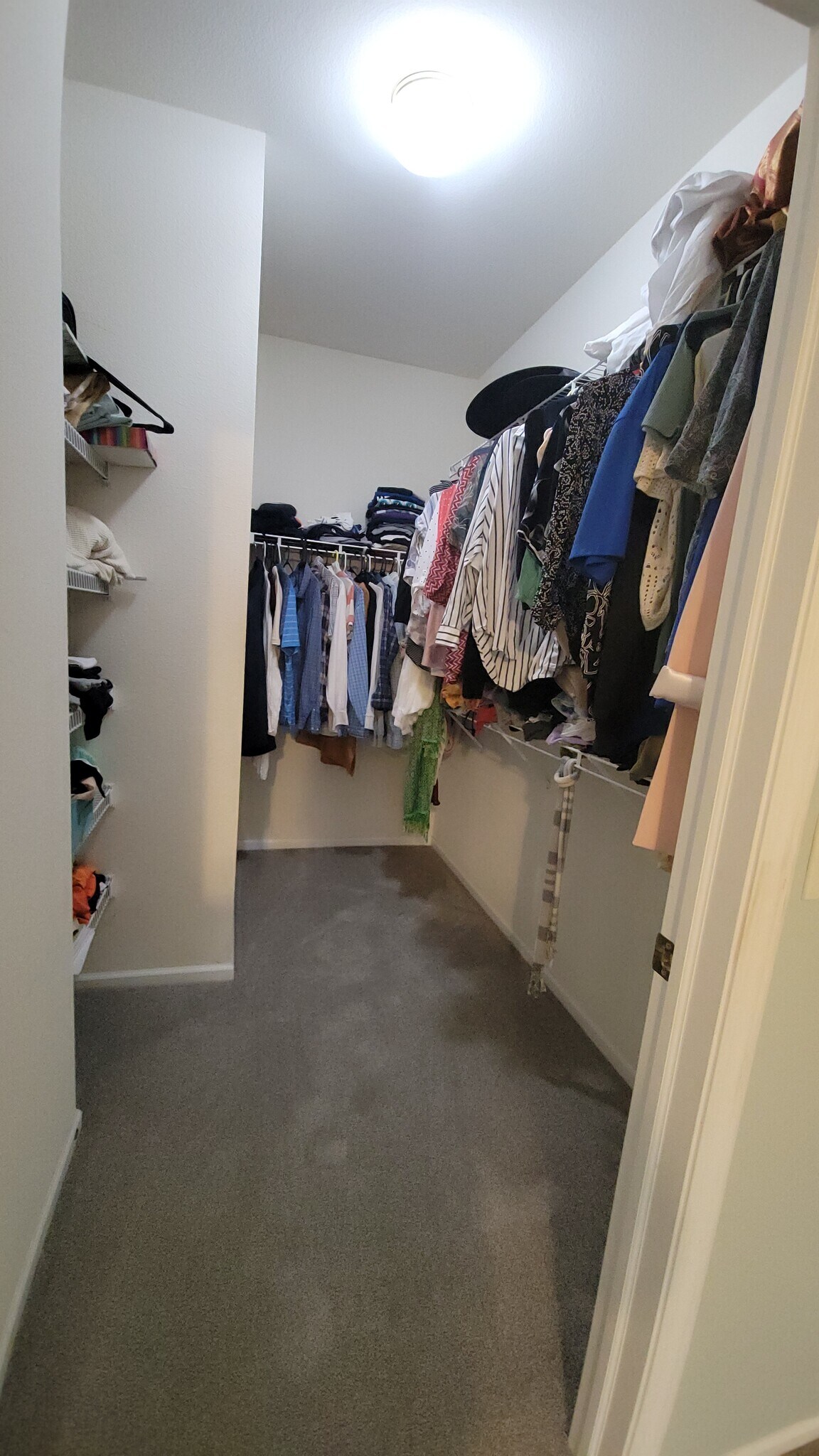 Master Bedroom Walk-In Closet - W170N5540 Ridgewood Dr