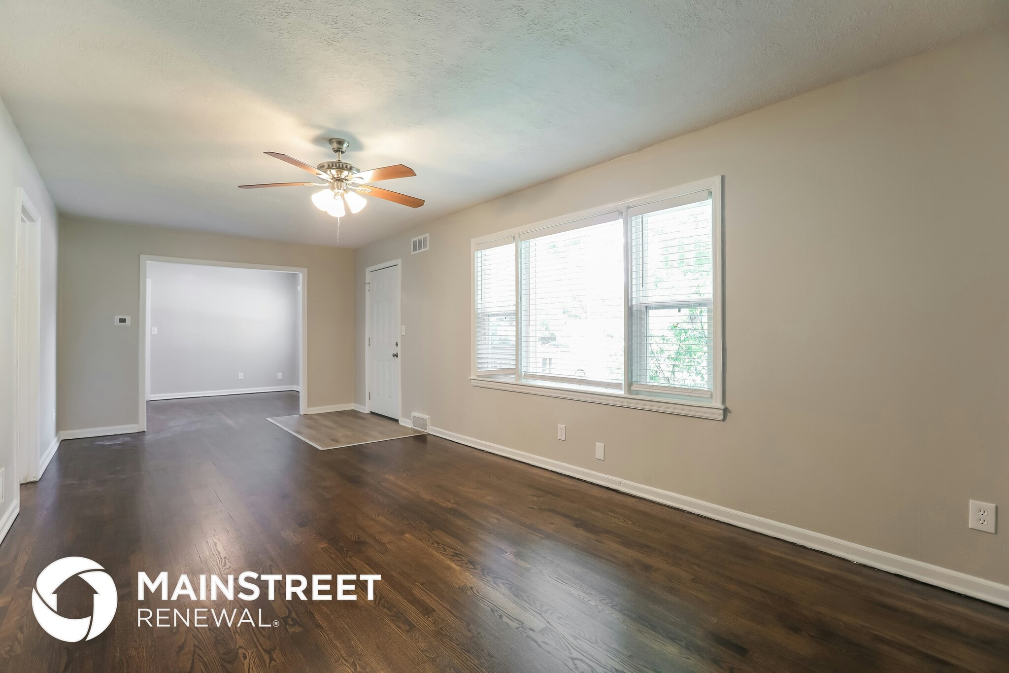 Building Photo - 6201 E Red Bridge Rd