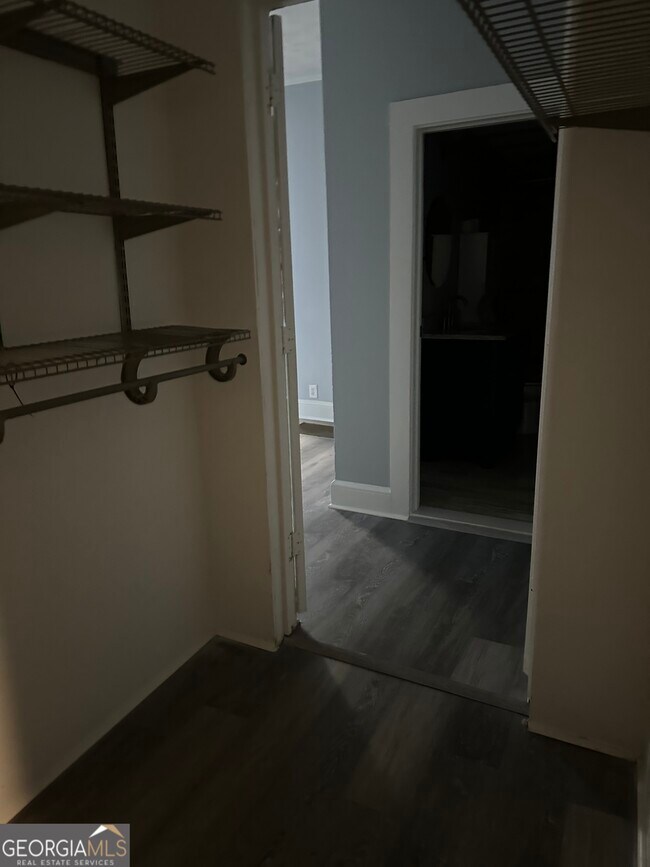 Building Photo - 2134 Main St NW