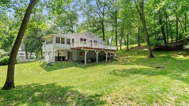 Building Photo - 616 Douglas Rd