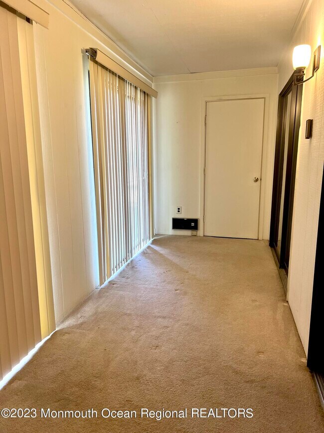 Building Photo - 143 Cross Slope Ct