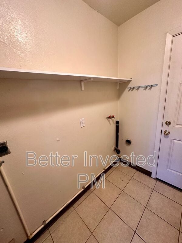 Building Photo - 216 Ford St