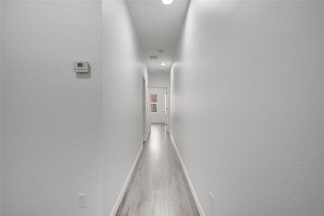 Building Photo - 9161 Shepton St