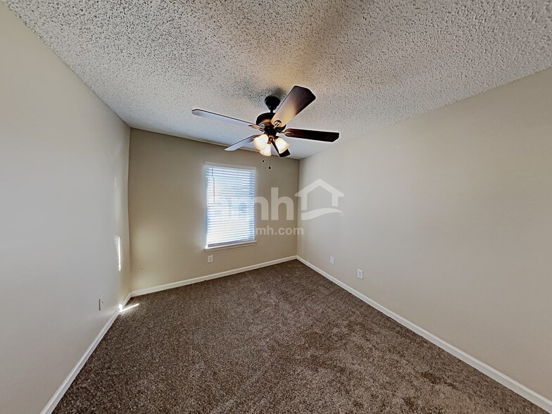 Building Photo - 3276 Peach Ct NW