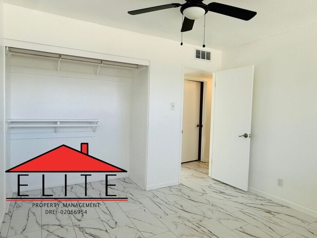 Building Photo - AVAILABLE NOW!