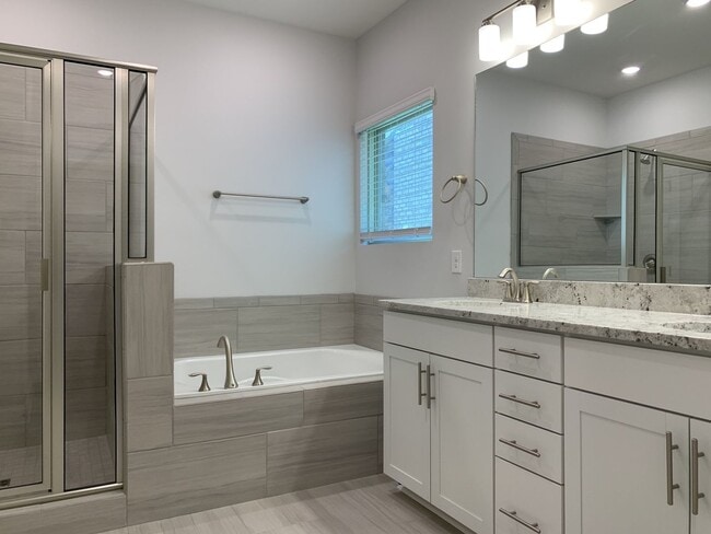 Building Photo - Coming Soon! Available 8/10/26 Stunning 4 bed, 2.5 bath residence in the highly sought-after Foxl...