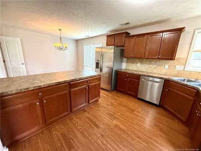 Building Photo - 2513 Hunting Bow Dr