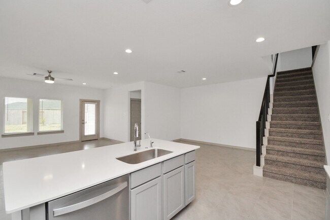 Building Photo - 4010 Elk Crk Ct