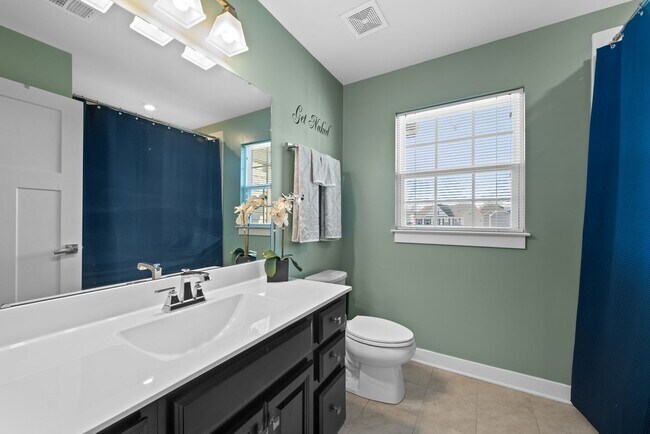 Building Photo - Charming two-story, 4-bedroom, 3-bathroom home.