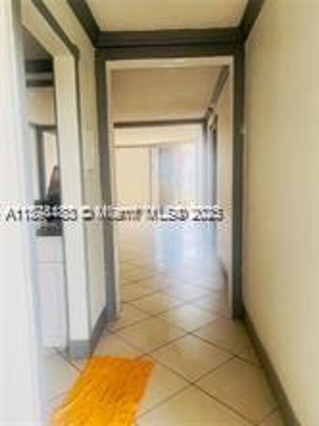 Building Photo - 6301 S Station Square 6301, Davie, FL 33314