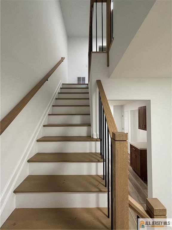 Building Photo - 127 Sassafras Ct