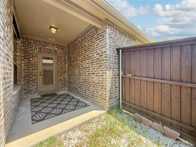 Building Photo - 2064 Barx Dr