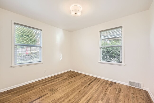 Building Photo - Newly Renovated 2 Bedroom in Fremont!!