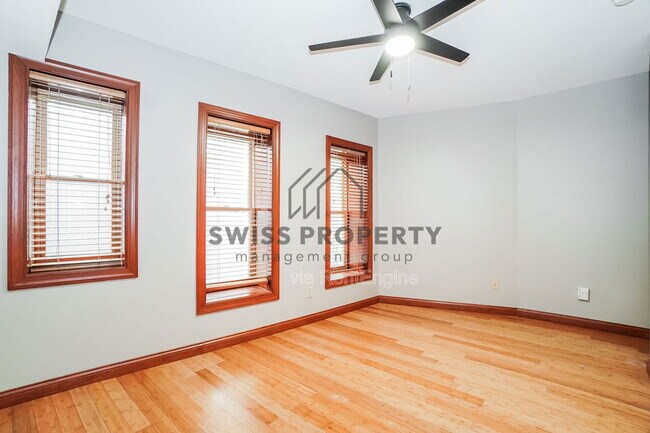 Building Photo - 4 Clark Pl