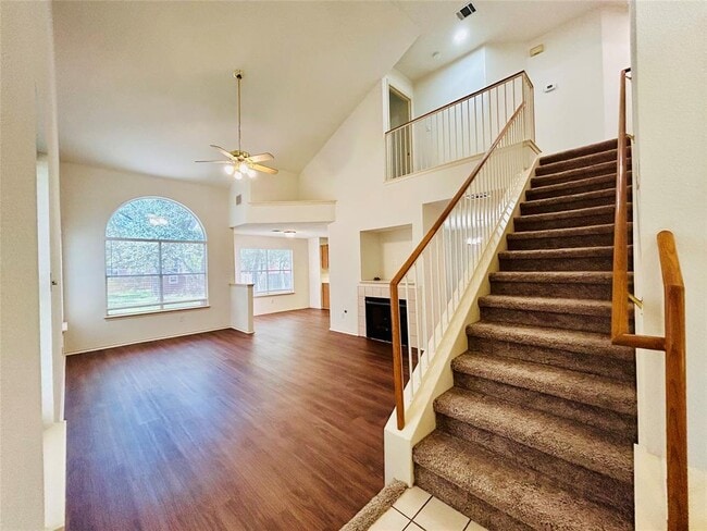 Building Photo - 2909 Lagerway Cove