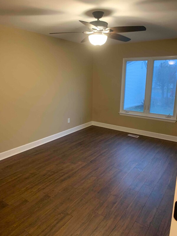 Building Photo - 9 Greenwood Dr