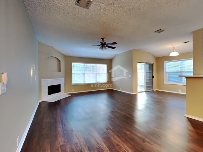 Building Photo - 1420 Mosscreek Dr