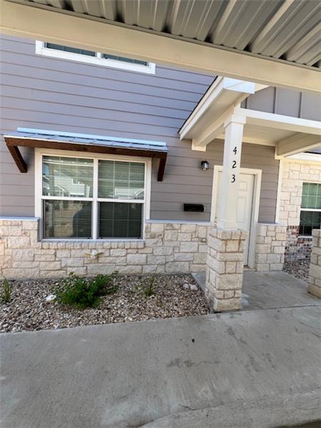 Building Photo - 423 Spring St