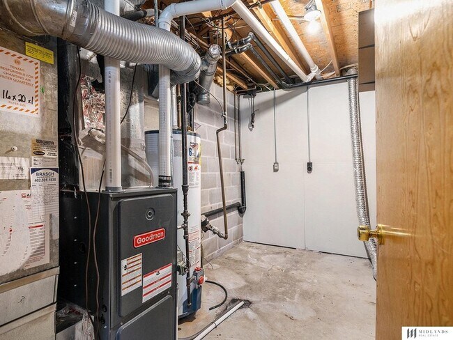 Building Photo - 3427 Faye Dr