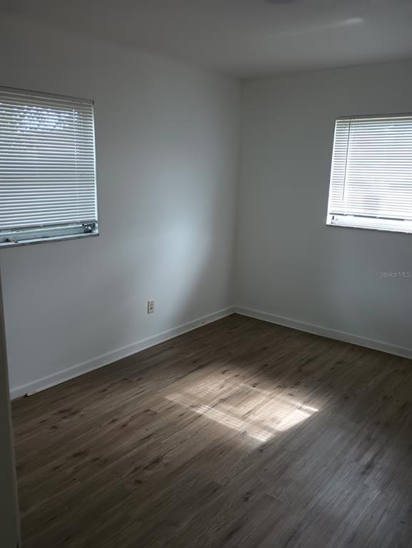 Building Photo - 1320 Pleasant Pl