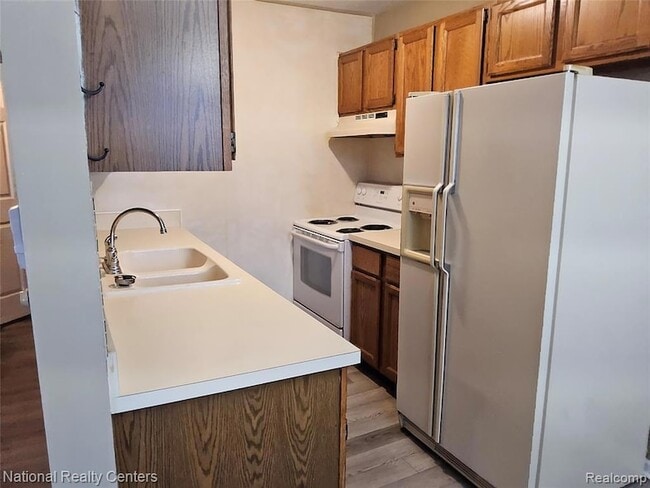 Building Photo - 15712 Orchard Ln