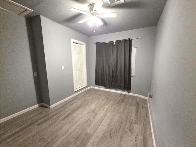 Building Photo - 2333 NW 50th St