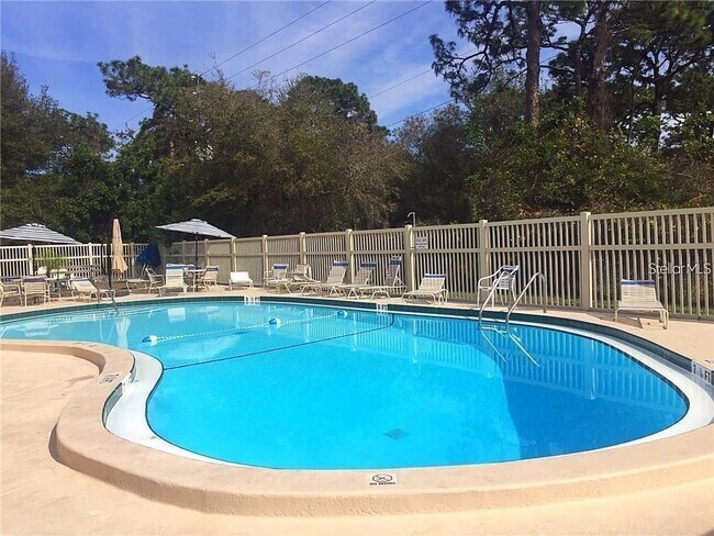 Building Photo - 4500 E Bay Dr