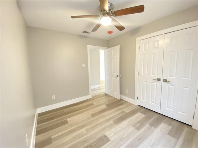 Building Photo - 5125 Sunshine Dr