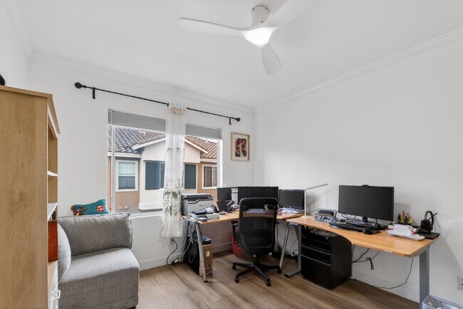 Building Photo - 12810 Via Nieve