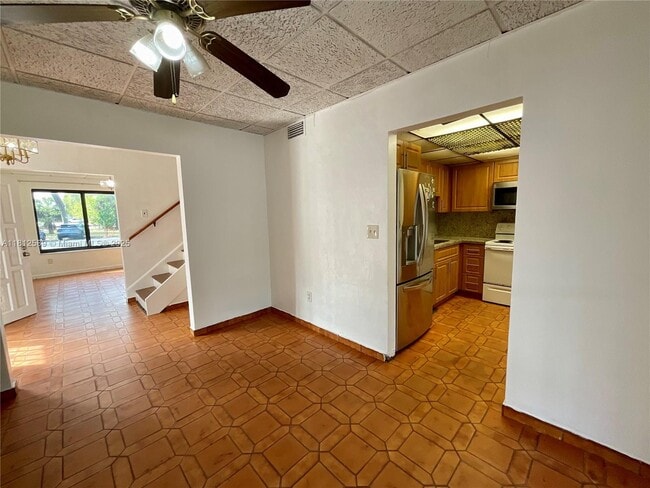 Building Photo - 1675 W 68th St