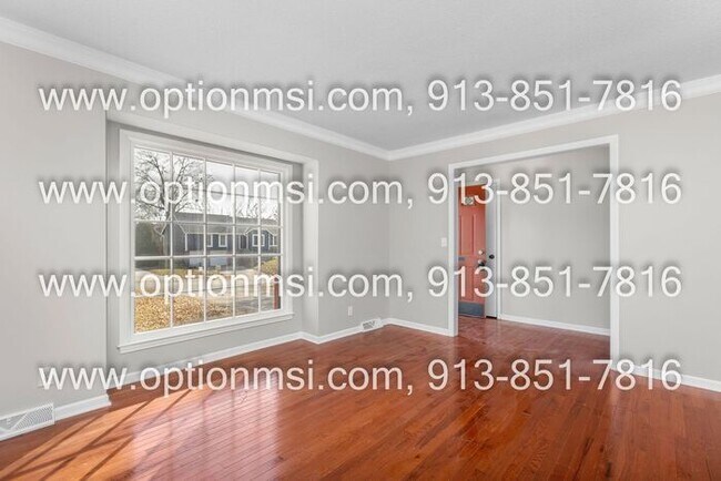 Building Photo - Lenexa West Subdivision