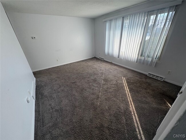 Building Photo - 519 Sunflower Dr