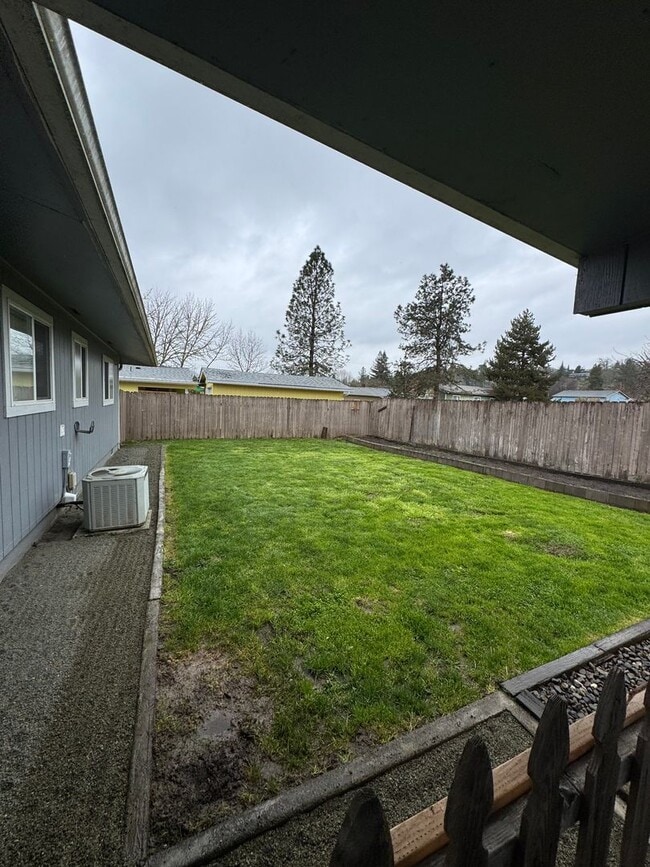 Building Photo - Winston 3 bedroom 2 bath with large storage shed and carport