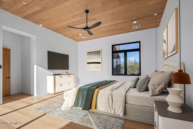 Building Photo - 10249 E Joy Ranch Rd