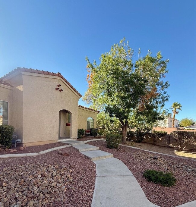 Building Photo - TWO BEDROOM TWO FULL BATH CONDO LOCATED IN A GATED COMMUNITY