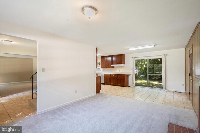 Building Photo - 7223 Reservation Dr