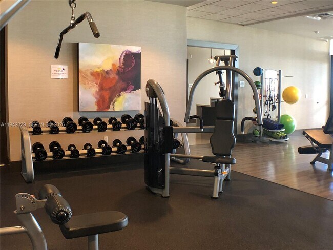 Building Photo - 5252 NW 85th Ave