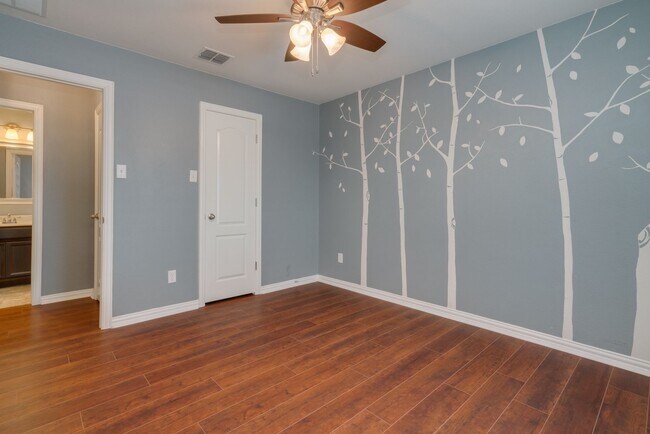 Building Photo - 292 Strawberry Blonde Dr