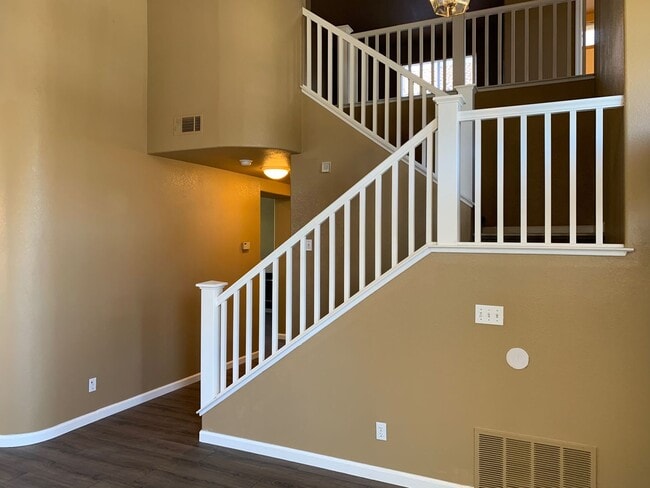 Building Photo - Fantastic Antioch Home!